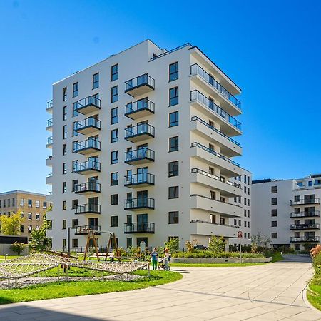 Lotnisko Chopina Modern Studio Warsaw Exterior photo
